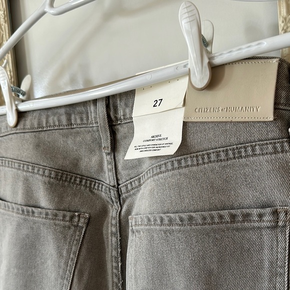 CITIZENS OF HUMANITY | Gray Jeans Wide Leg Ankle Denim with Raw Hem - Picture 7 of 11